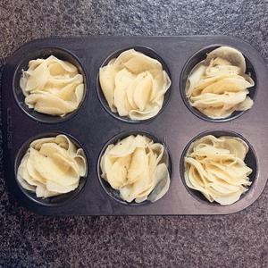 蒜香焗土豆的做法 步骤3