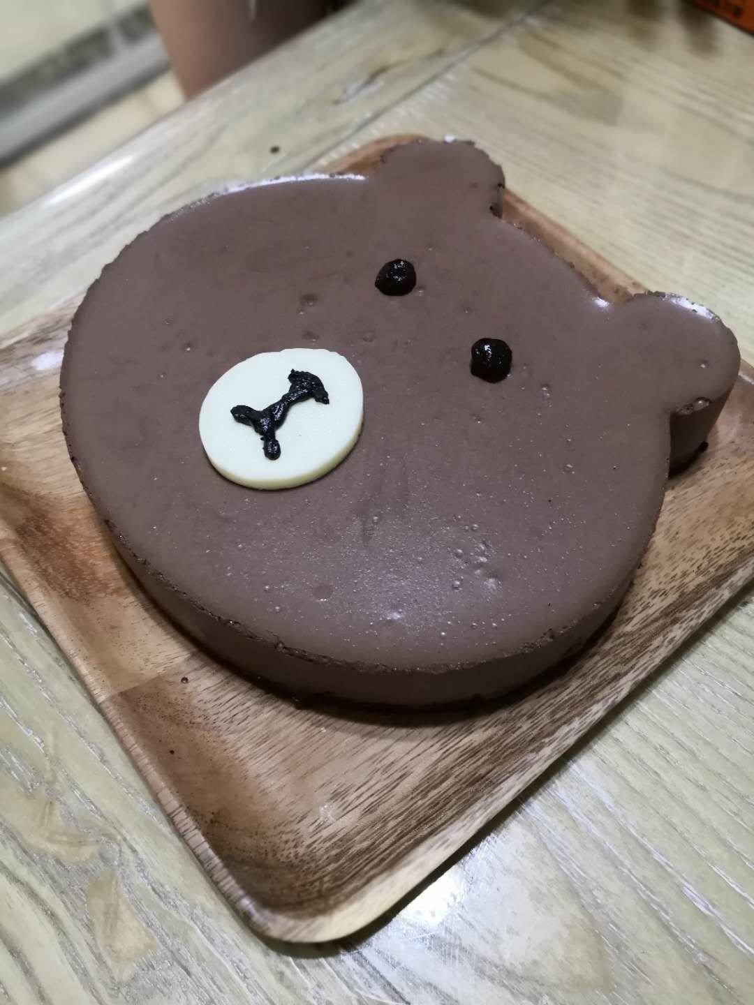 布朗熊和可妮兔慕斯蛋糕