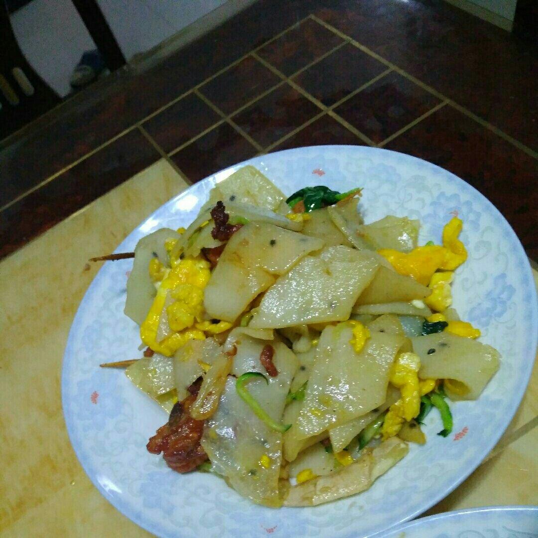 炒面皮（你应该没尝试过这种做法的面食）