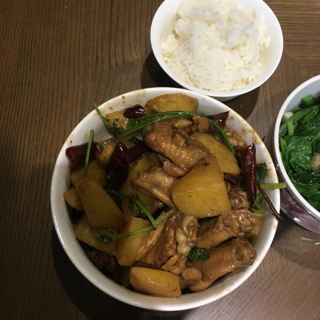 土豆炖鸡翅（快手零失败）