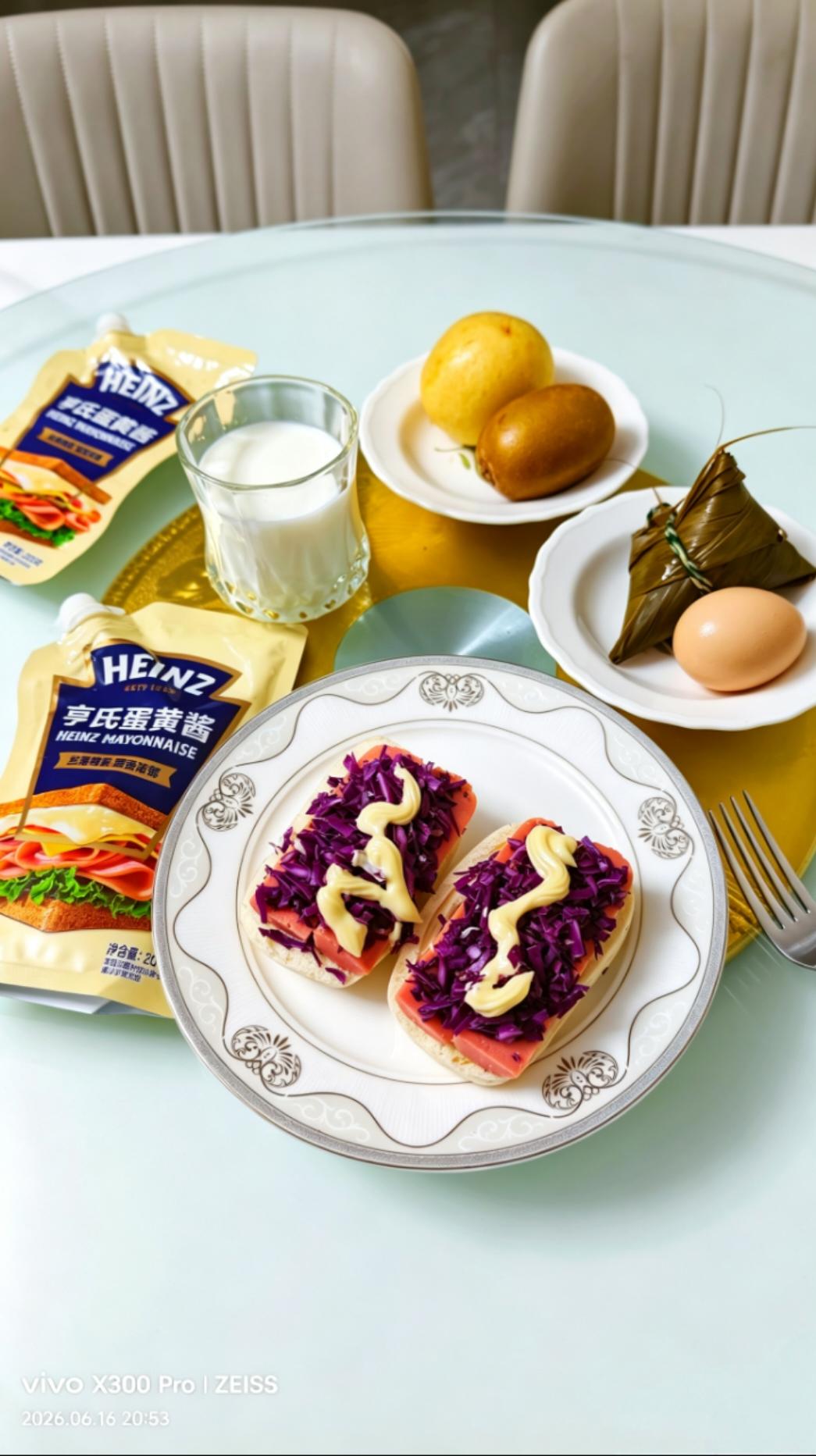 早餐三明治 用亨氏蛋黄酱