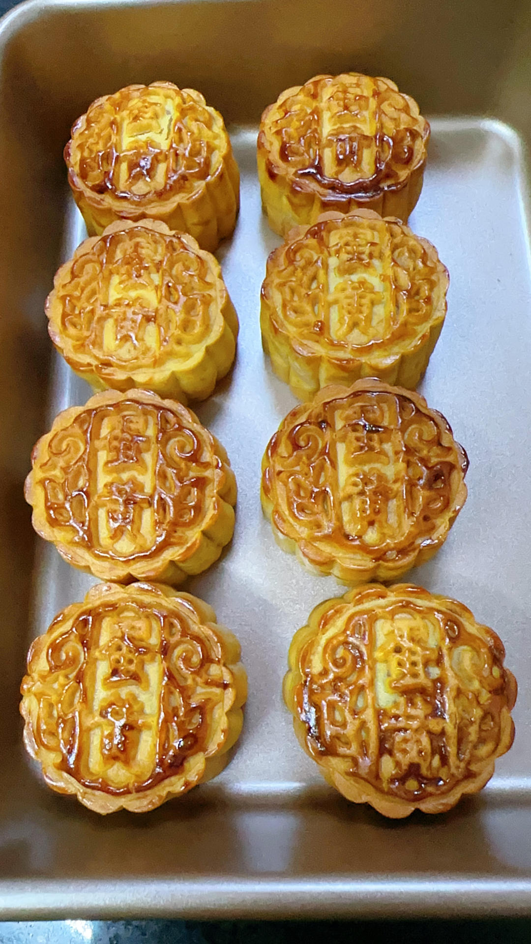 广式月饼——蛋黄莲蓉月饼