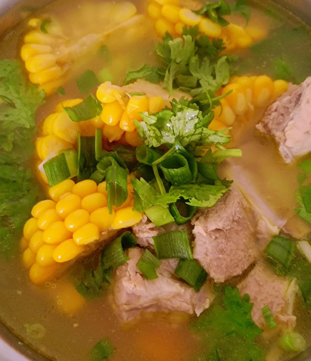 玉米排骨汤