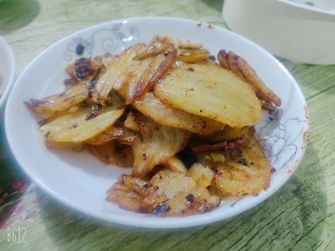 干锅土豆片