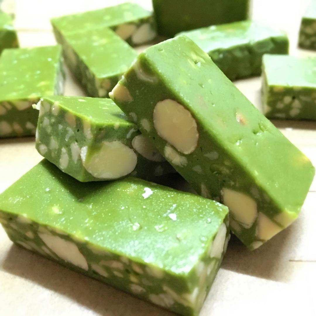 多味花生牛轧糖