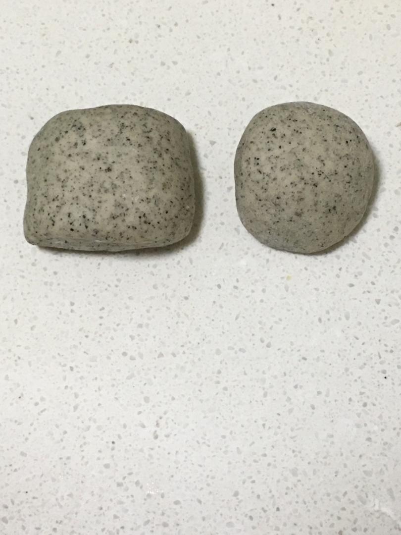 奶香黑芝麻刀切馒头