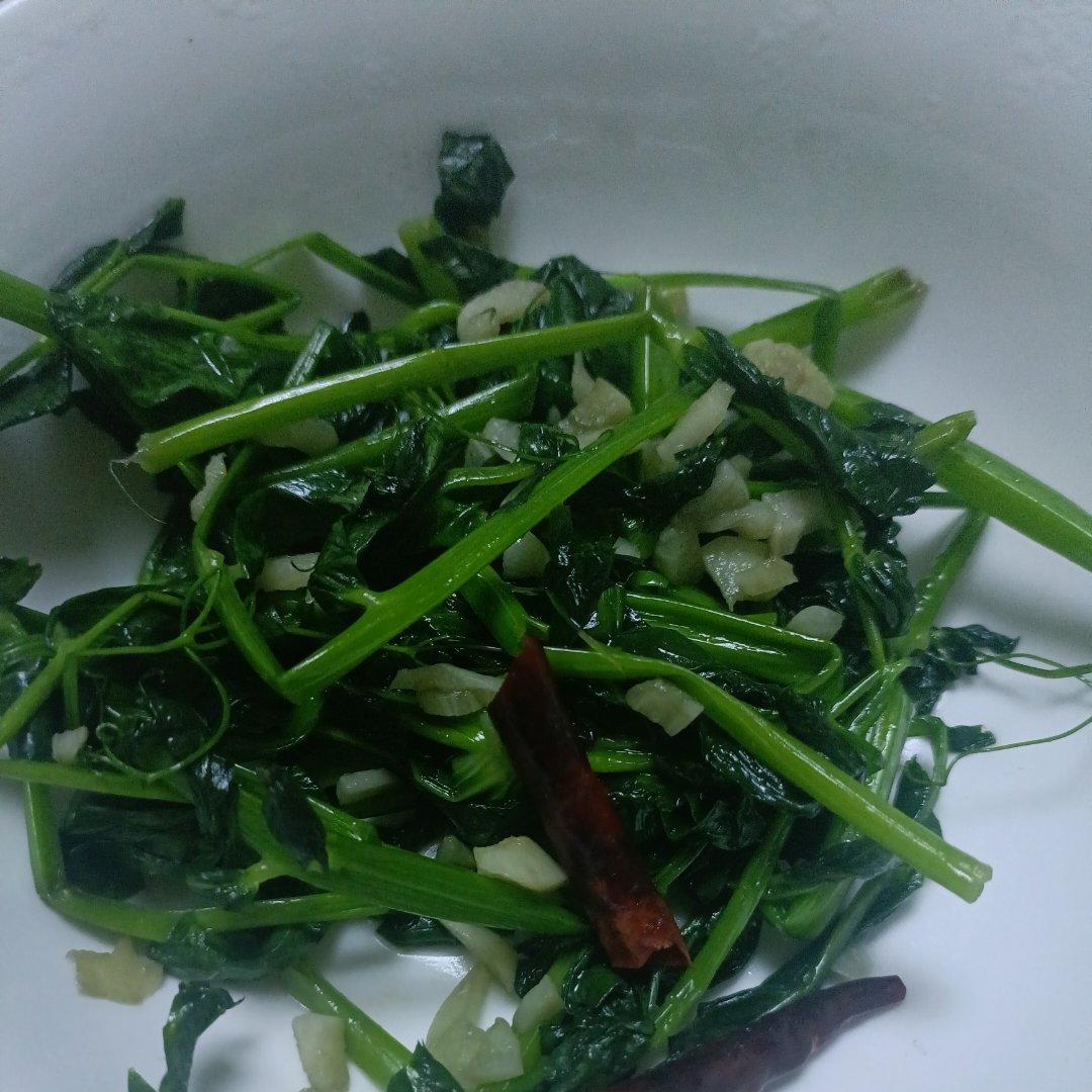 清炒豌豆尖的火候秘籍