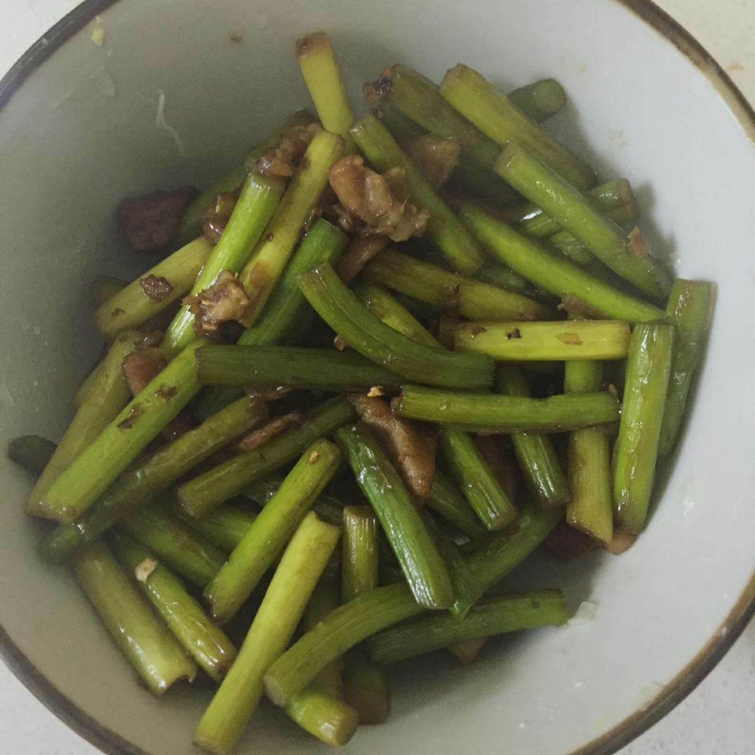 肉丝炒蒜苗