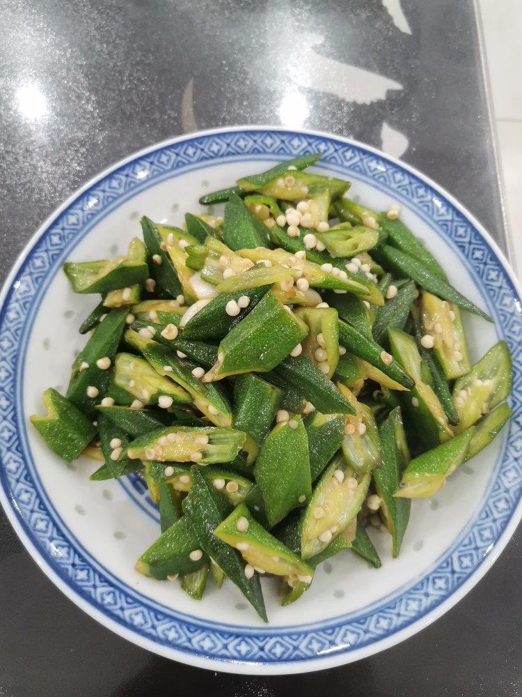 简单好吃的炒秋葵