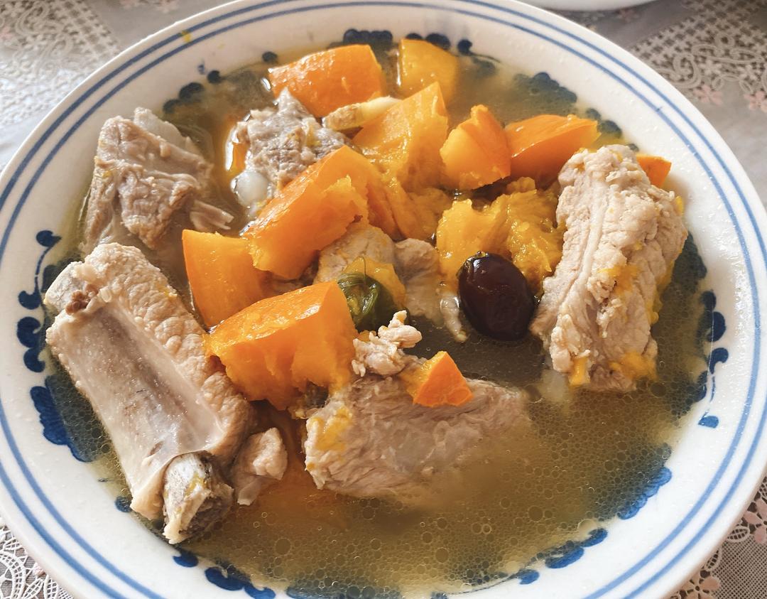 养生南瓜排骨汤-果果美厨的做法