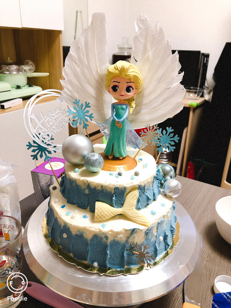 抹面神器+奶油打发稳定方法（新手小白也能抹平艾莎生日蛋糕）