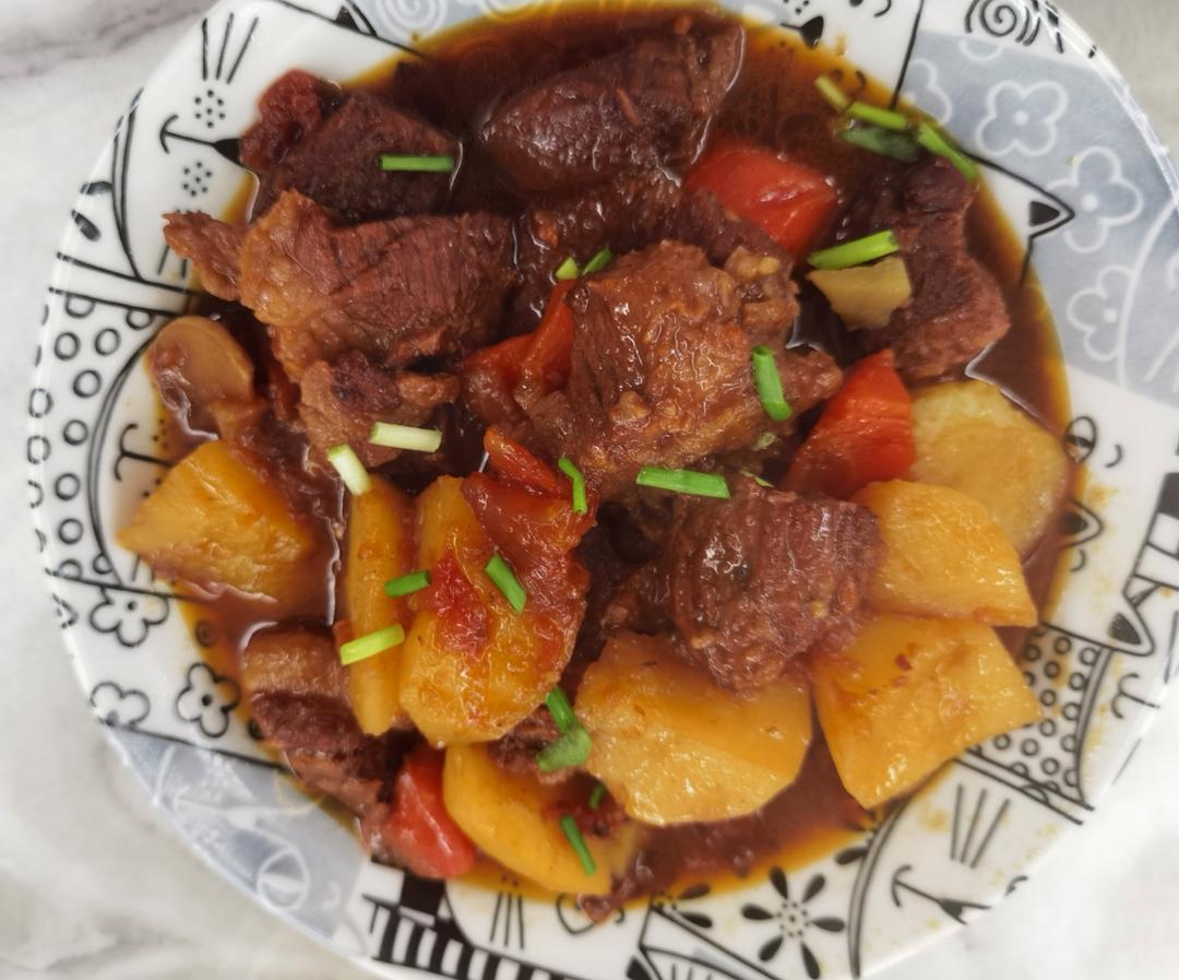 番茄土豆炖牛腩