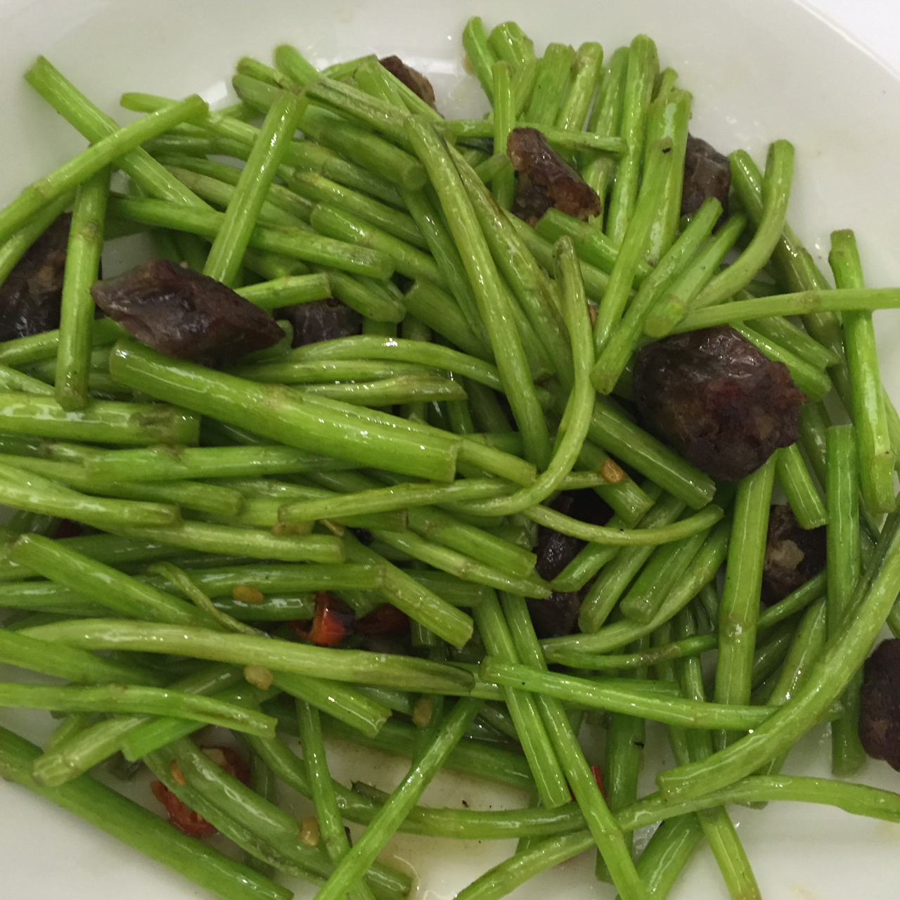 黎蒿炒腊肉