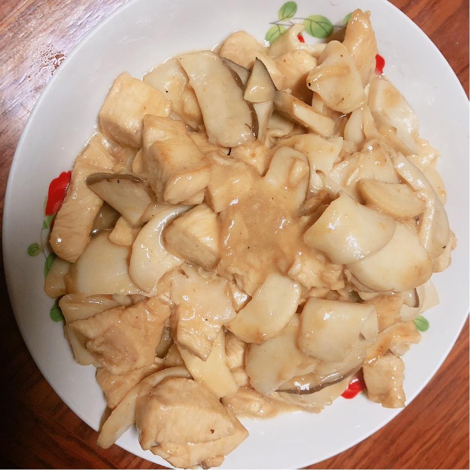 杏鲍菇炒鸡胸肉