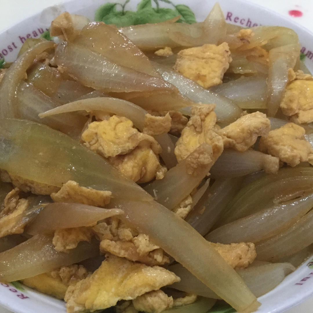 洋葱炒鸡蛋