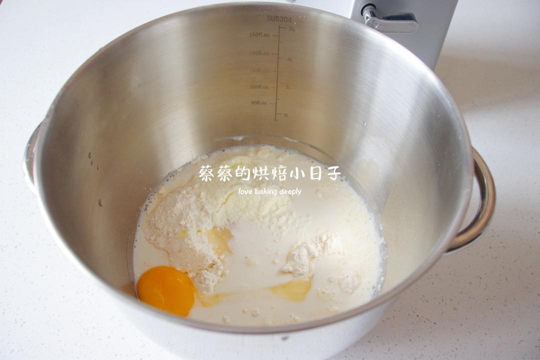 纯奶手撕吐司的做法 步骤1