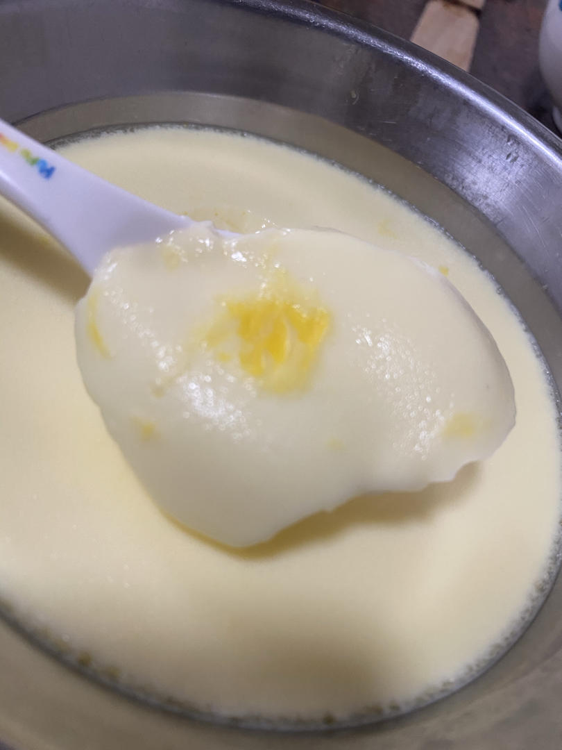 嫩滑牛奶炖蛋