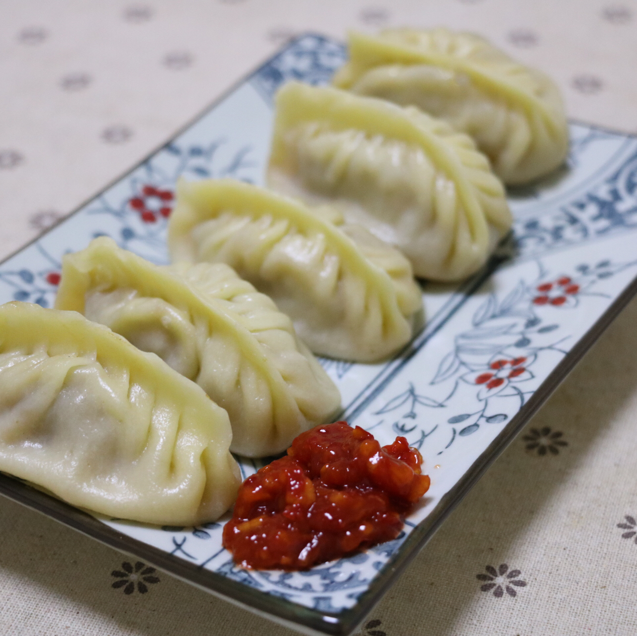 【免揉】皮薄筋道冻后不破的饺子皮