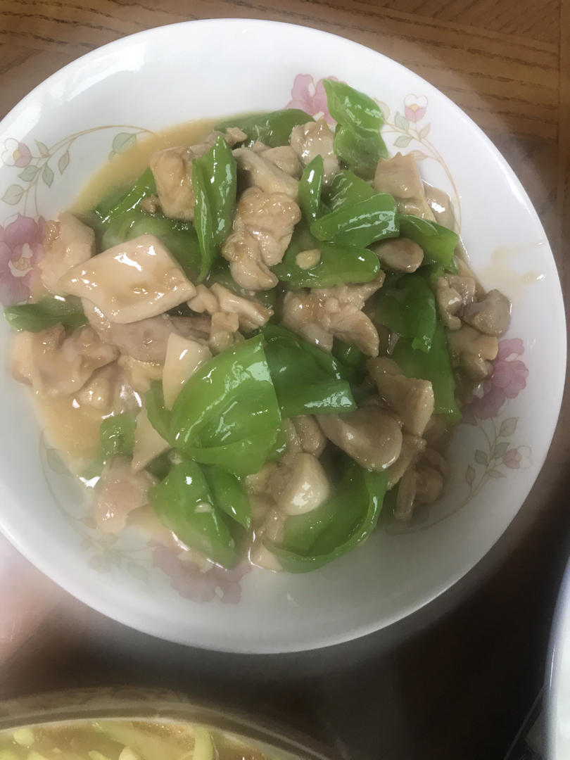 青椒炒鸡腿肉（大厨级别）