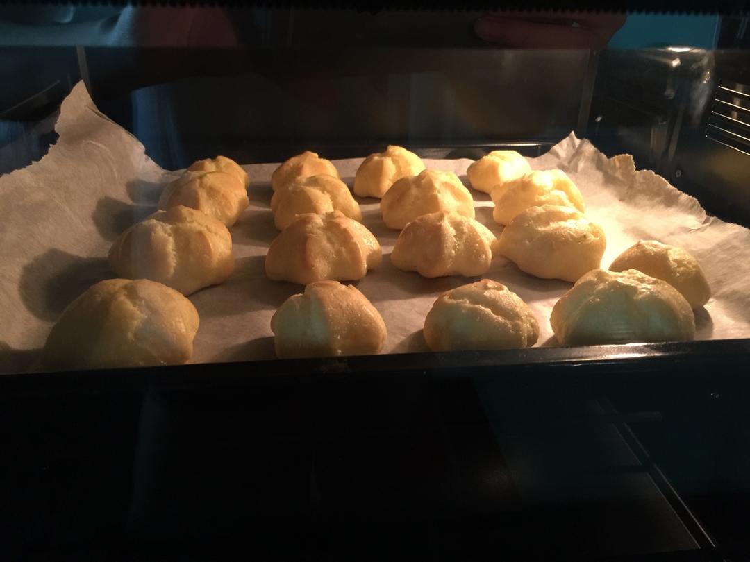 《Tinrry下午茶》教你做香草泡芙