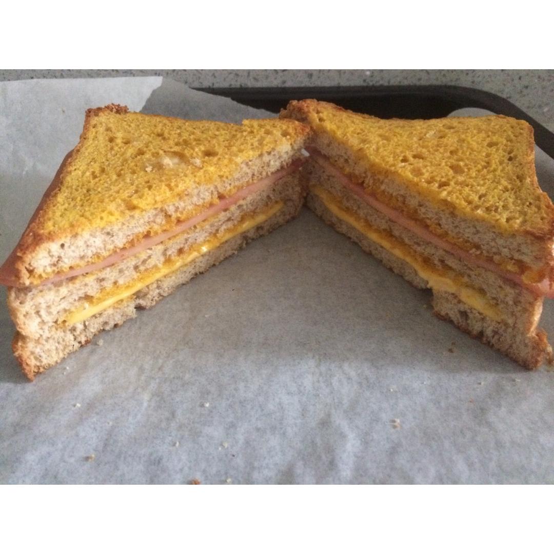 港式西多士（五分钟的快手早餐）