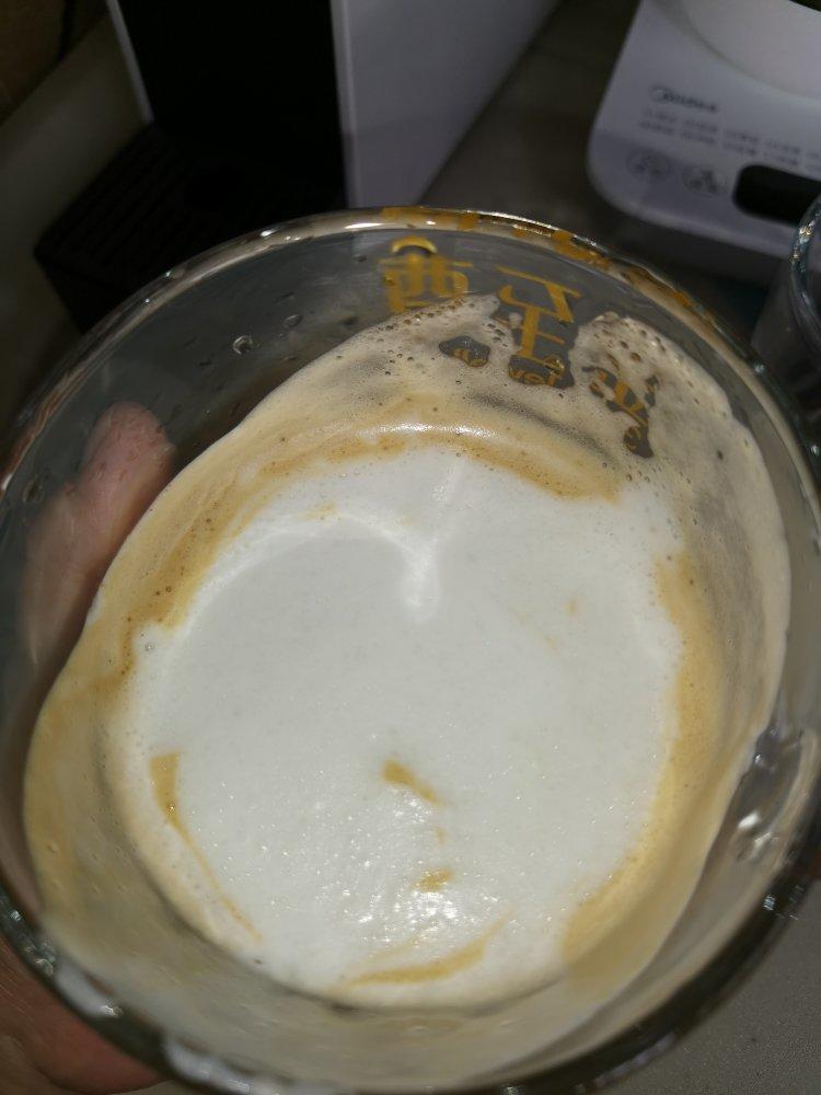 拿铁咖啡拉花压纹教程