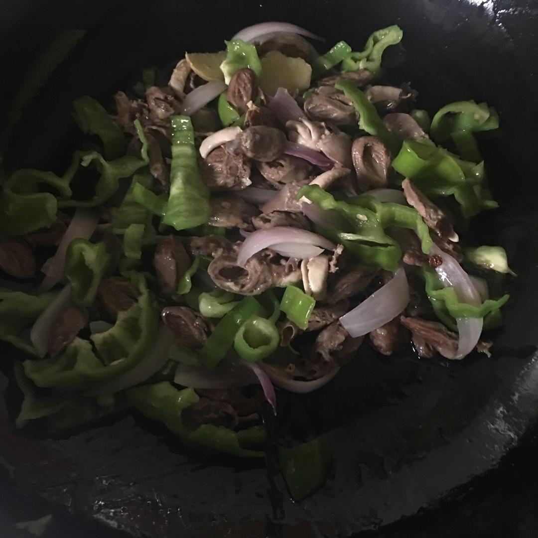 爆炒鸡心