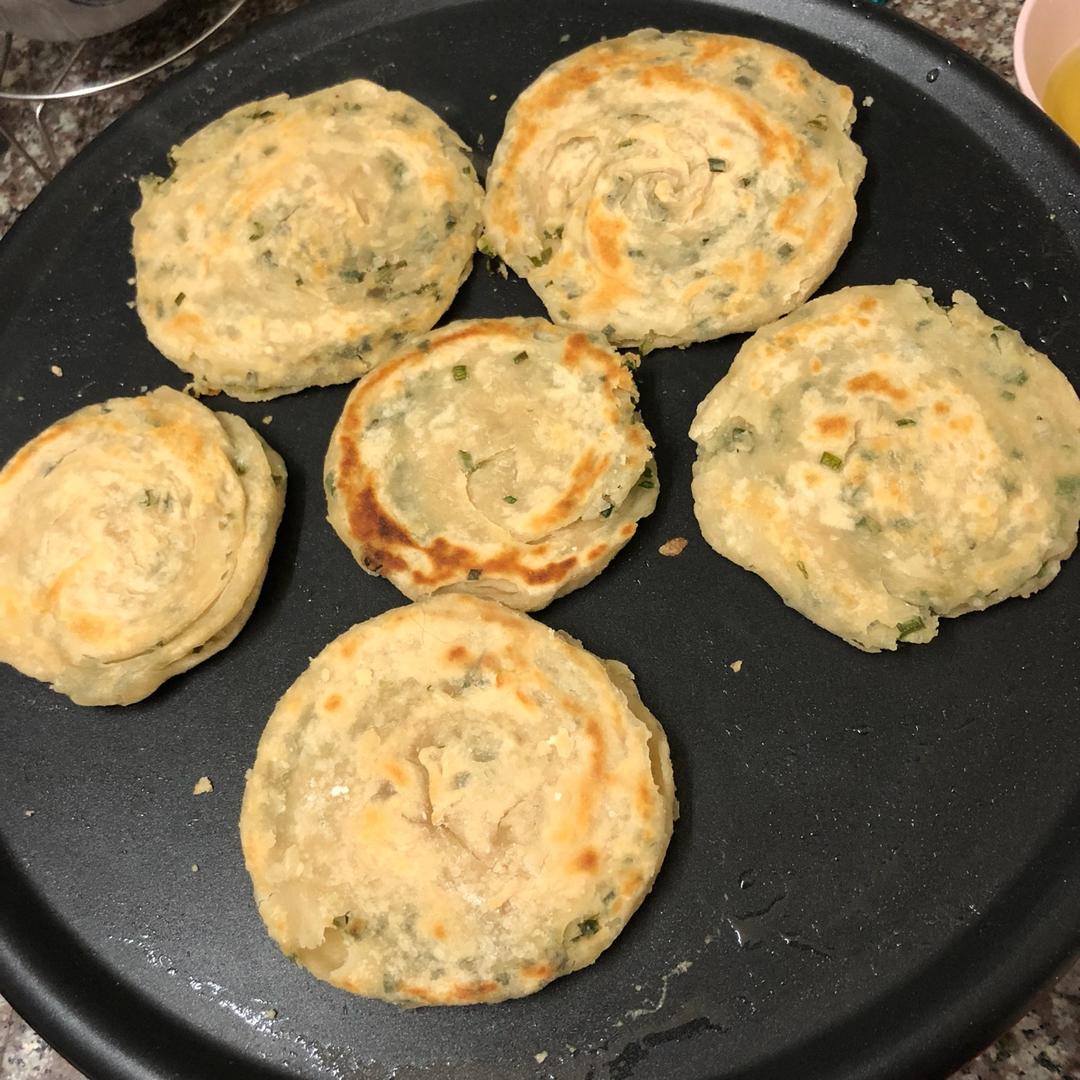 葱油饼（附外酥里嫩的技巧）