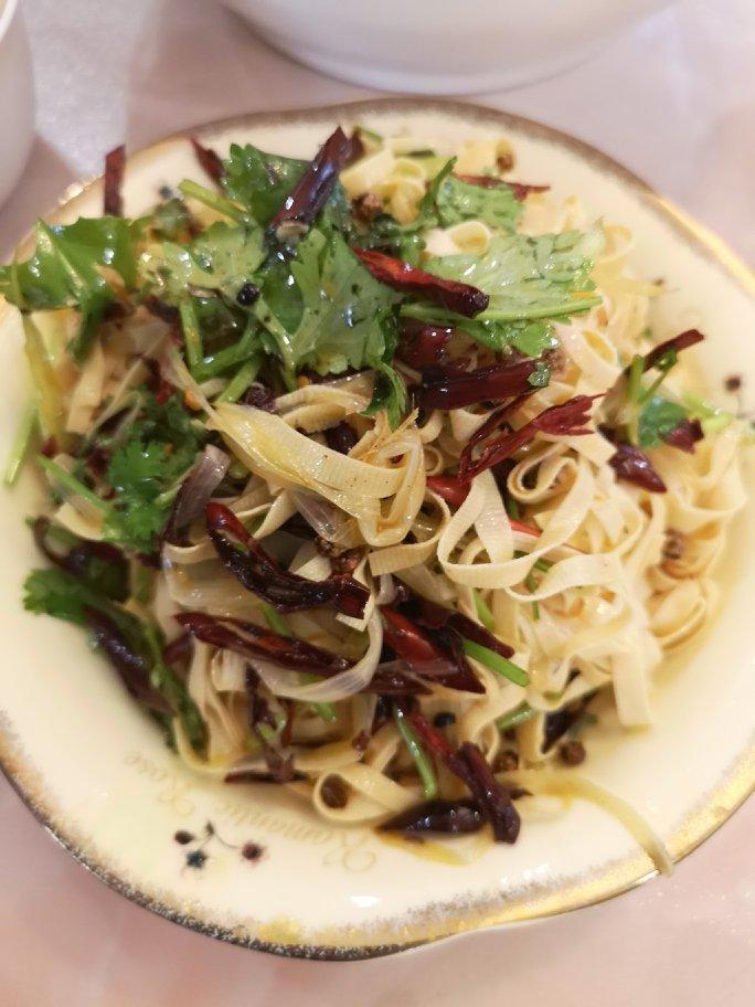 呛拌干豆腐
