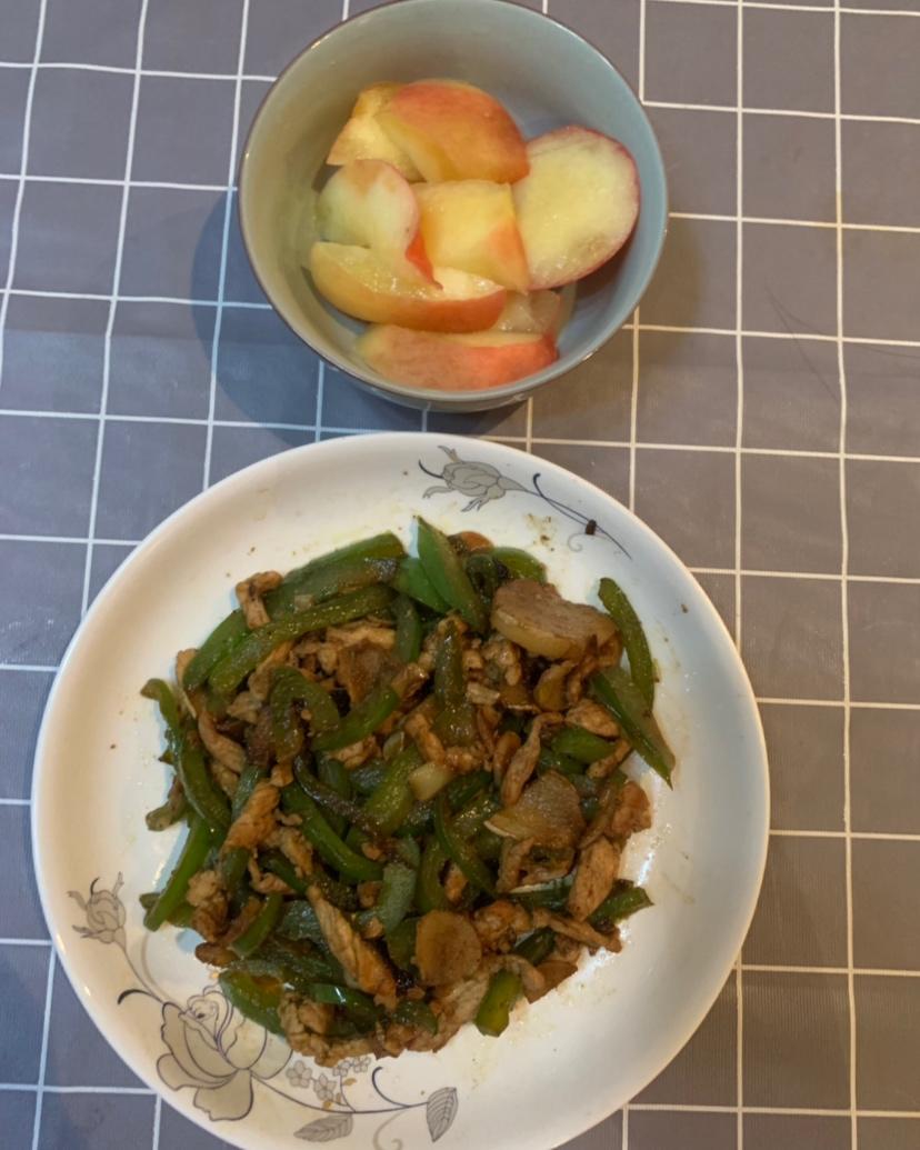 孜然青椒炒肉