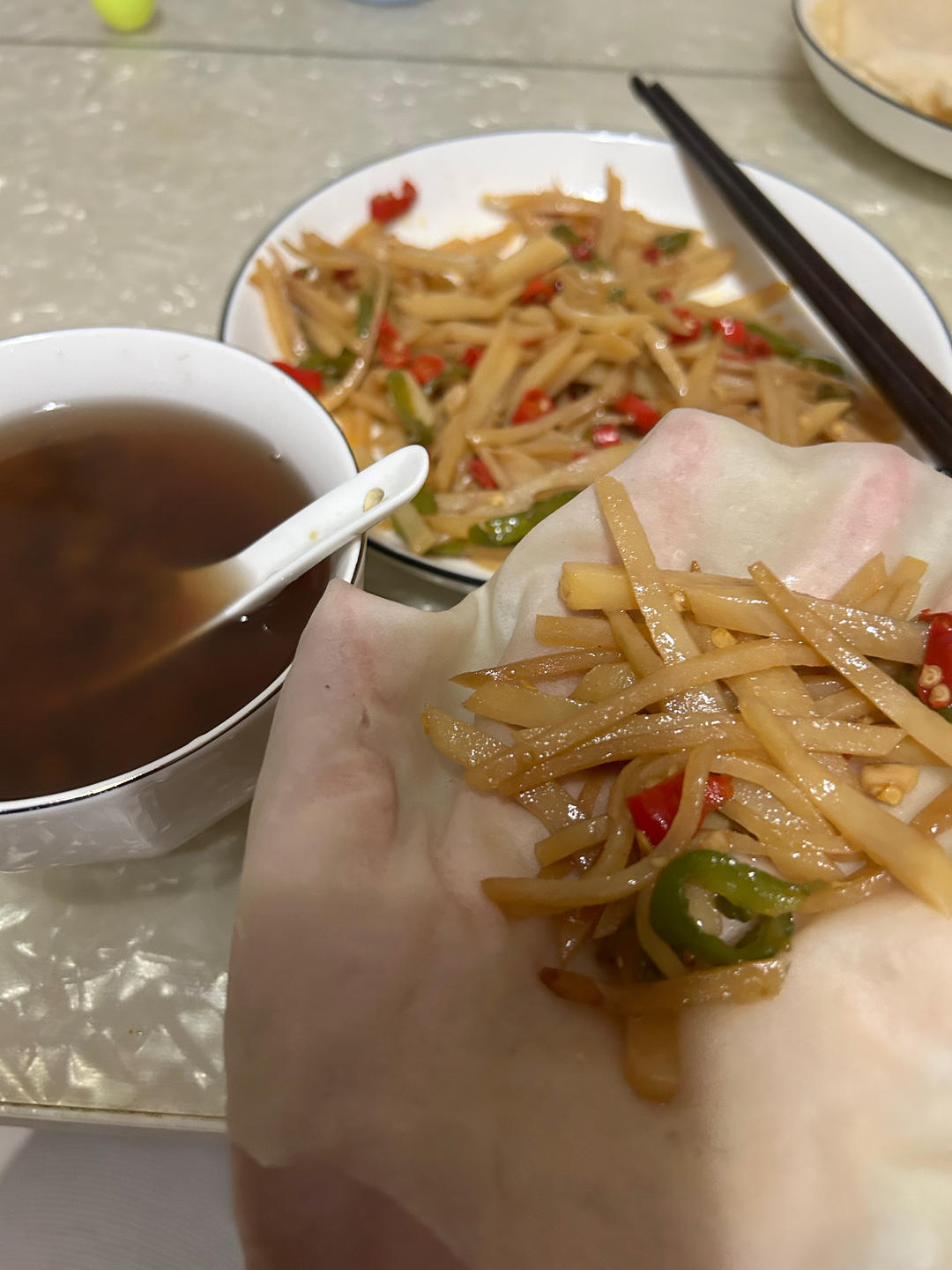 ㊙️薄如纸的春饼 卷饼  附擀饼不破视频  步骤超详细