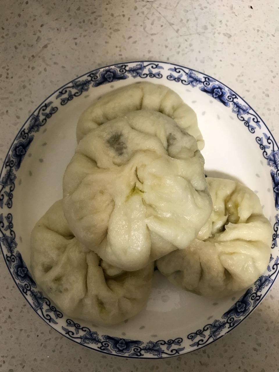 油菜香菇菜包