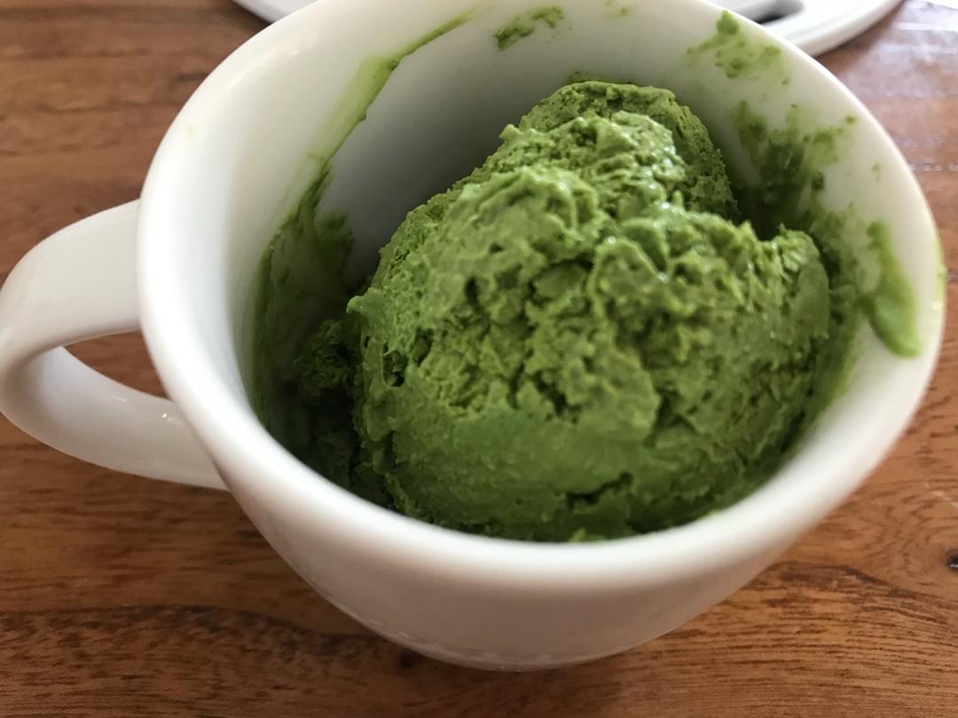 浓醇抹茶冰淇淋