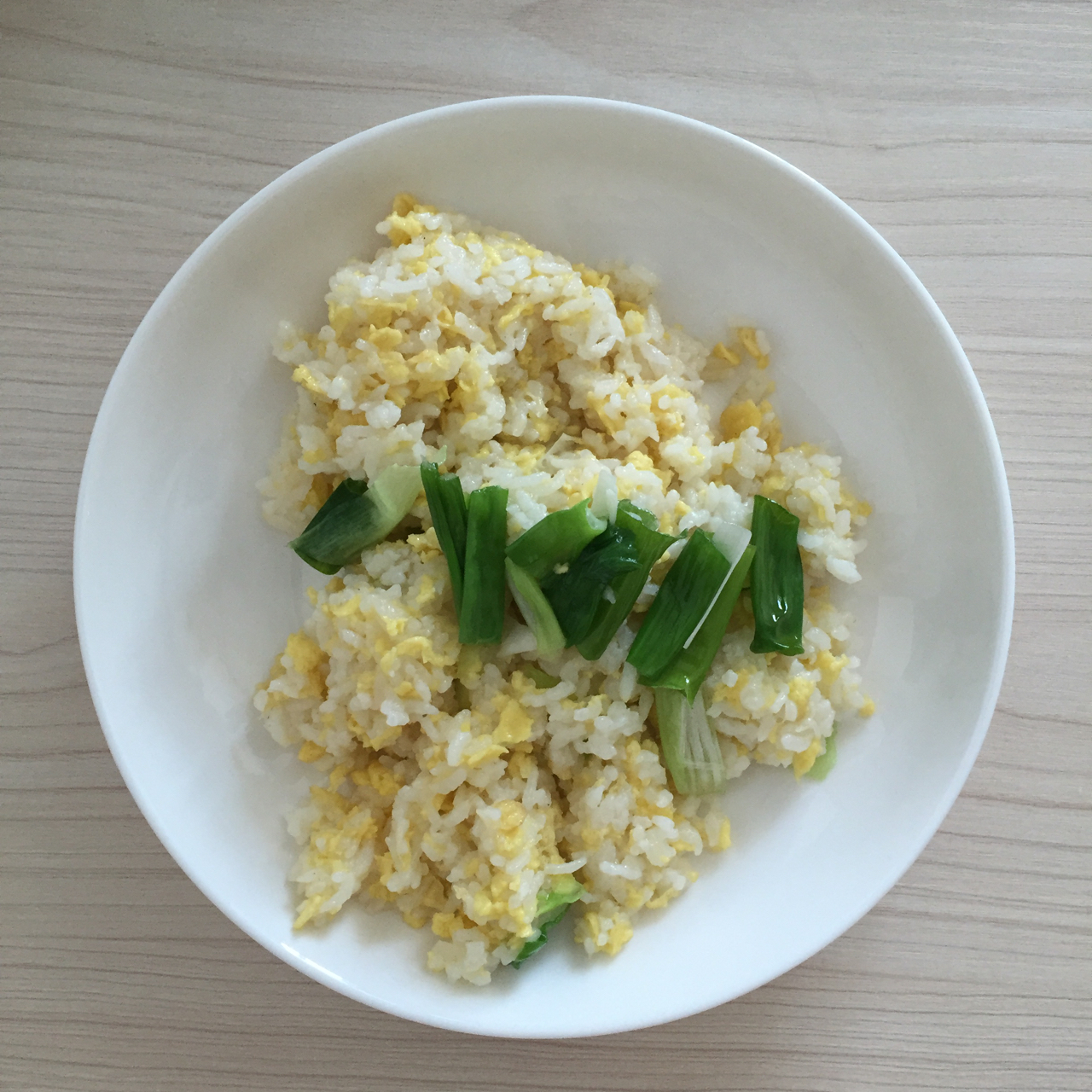 榨菜蛋炒饭（粒粒分明小窍门）