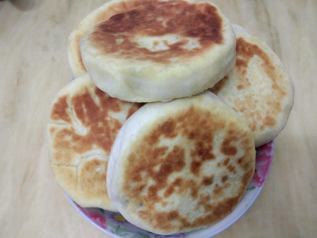 妈妈教做外焦里嫩发面小饼