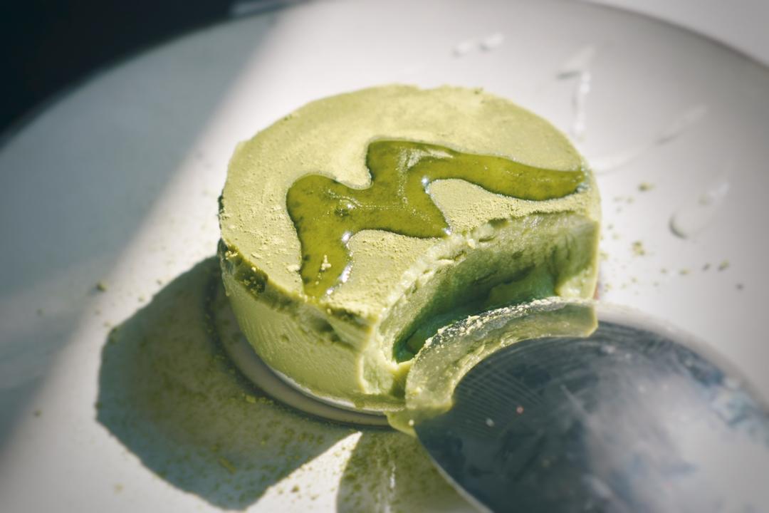 简单浓郁 减脂甜品一人份的【牛奶抹茶布丁】