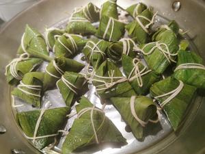 西米水晶粽子（新鲜芦苇叶）的做法 步骤10