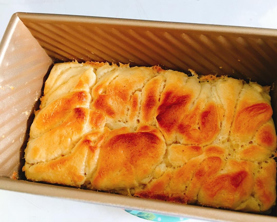 日式香浓炼乳面包