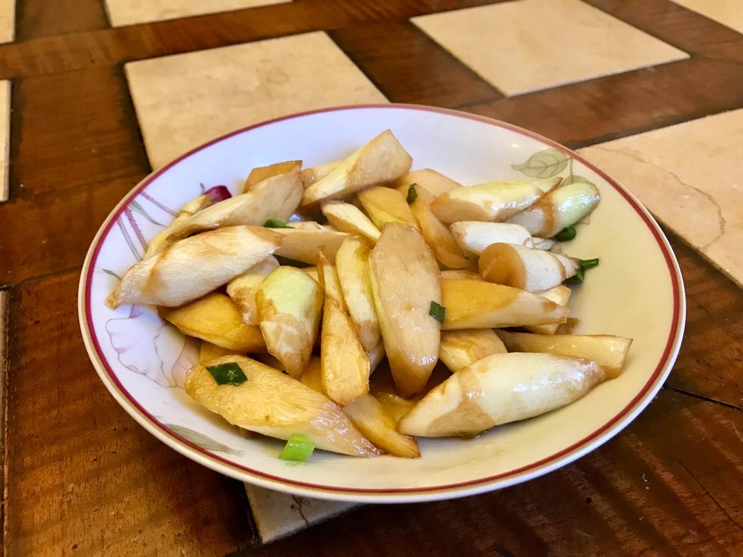 油焖茭白