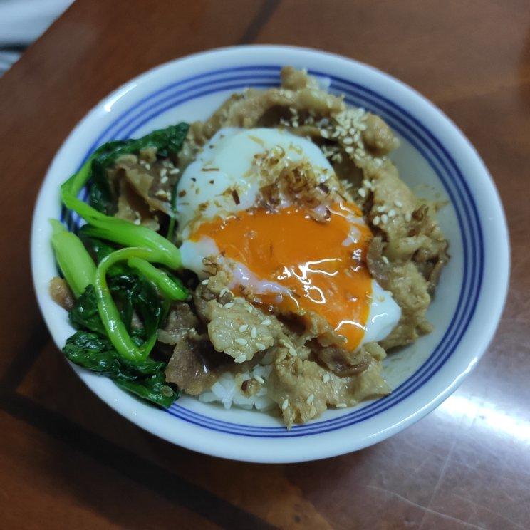 最正宗的吉野家牛肉丼(牛肉飯)