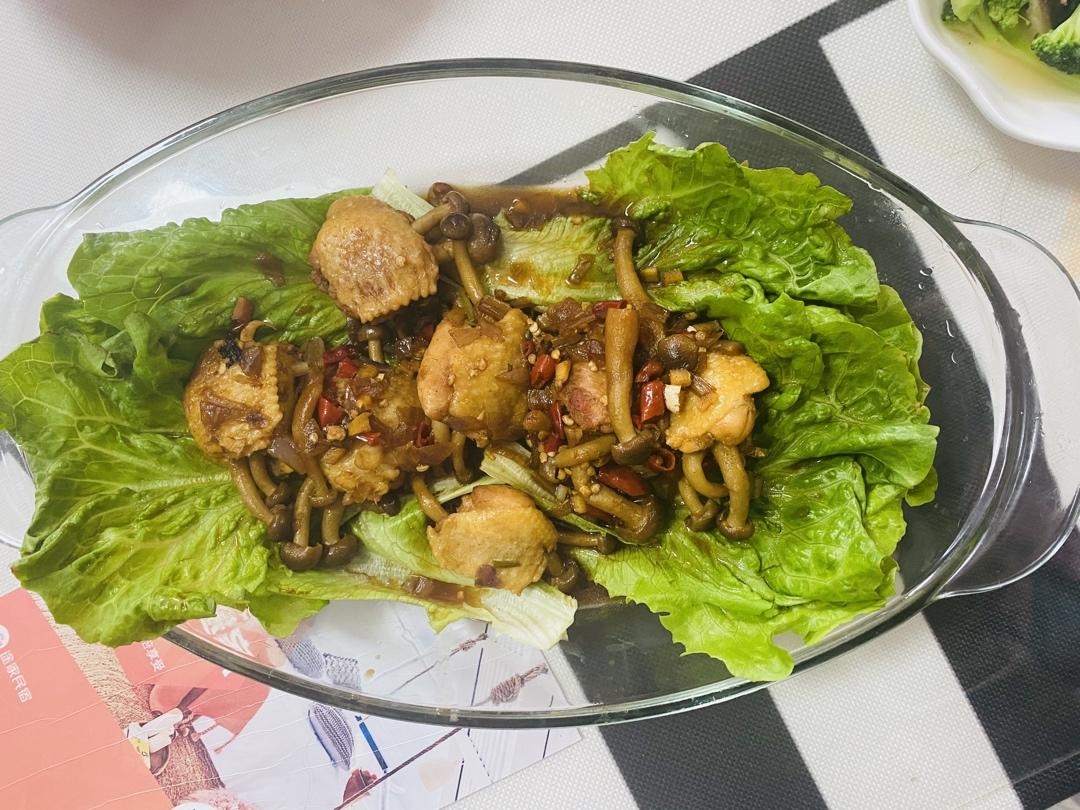 鸡翅这样做，上桌就抢光了——鸡翅包海鲜菇🍄