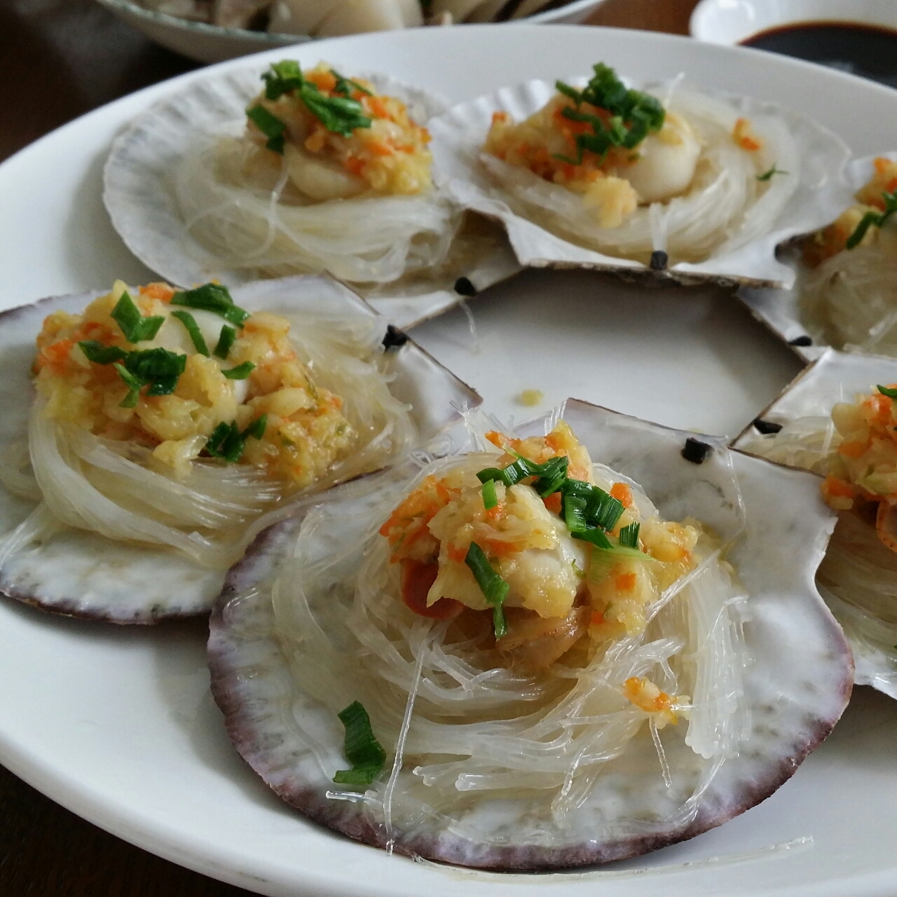 蒜蓉粉丝蒸扇贝