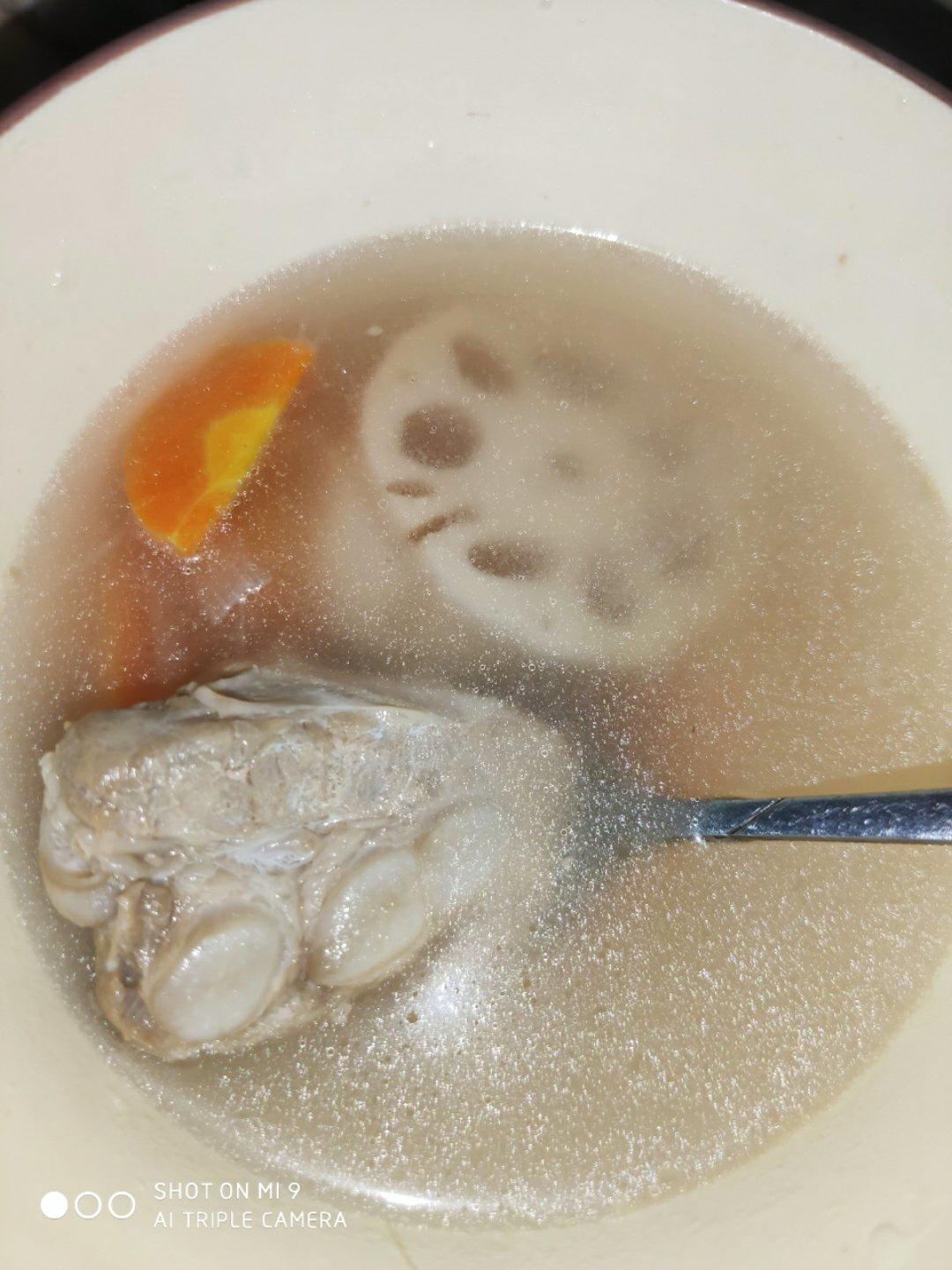 莲藕排骨汤