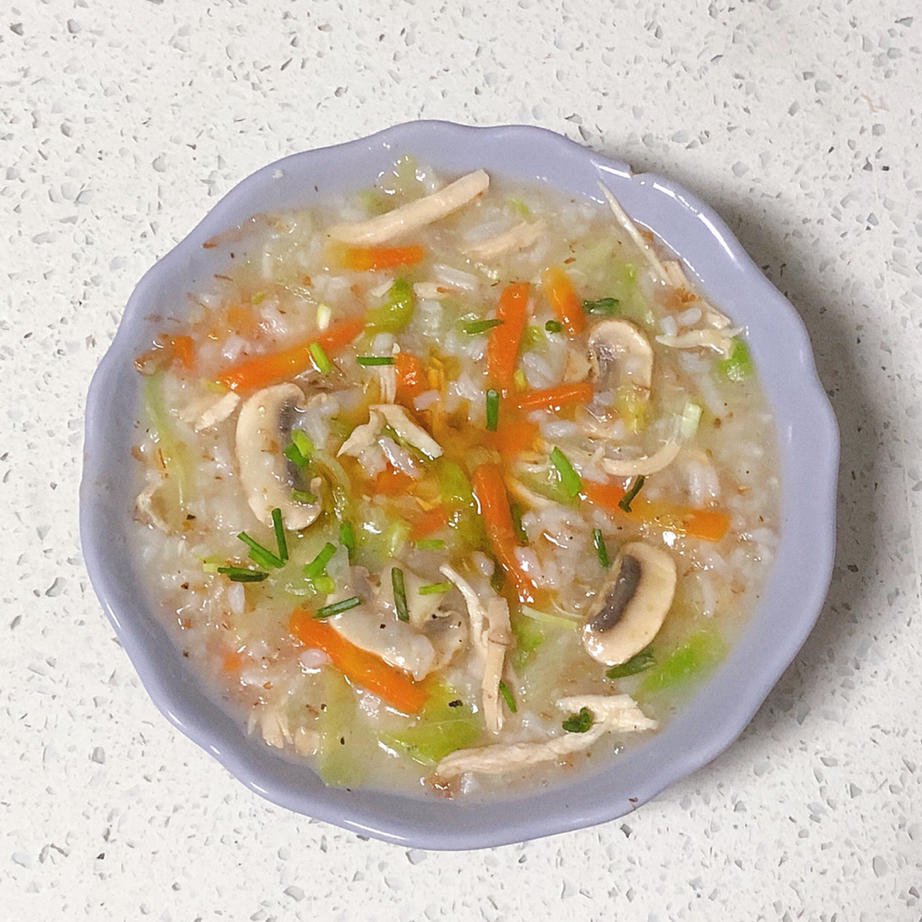 香菇鸡肉胡萝卜青菜粥