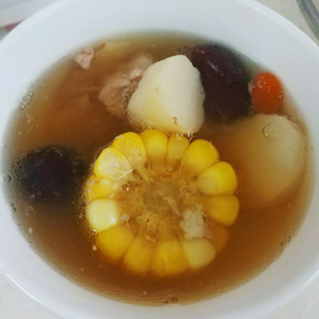 山药玉米排骨汤