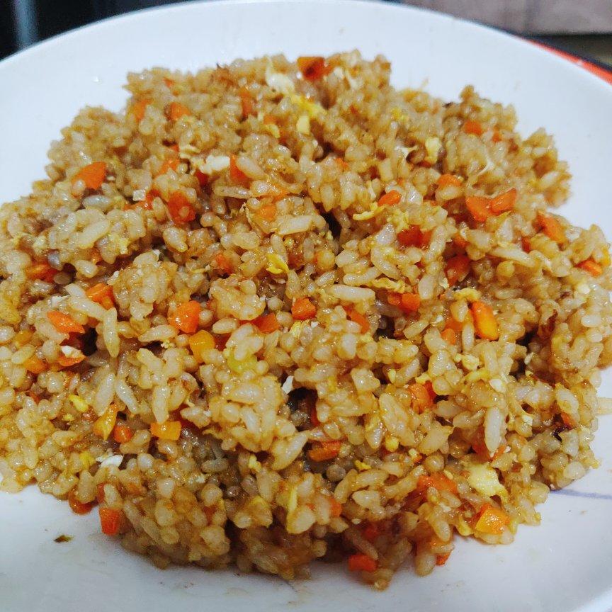 好吃到停不下来的酱油蛋炒饭