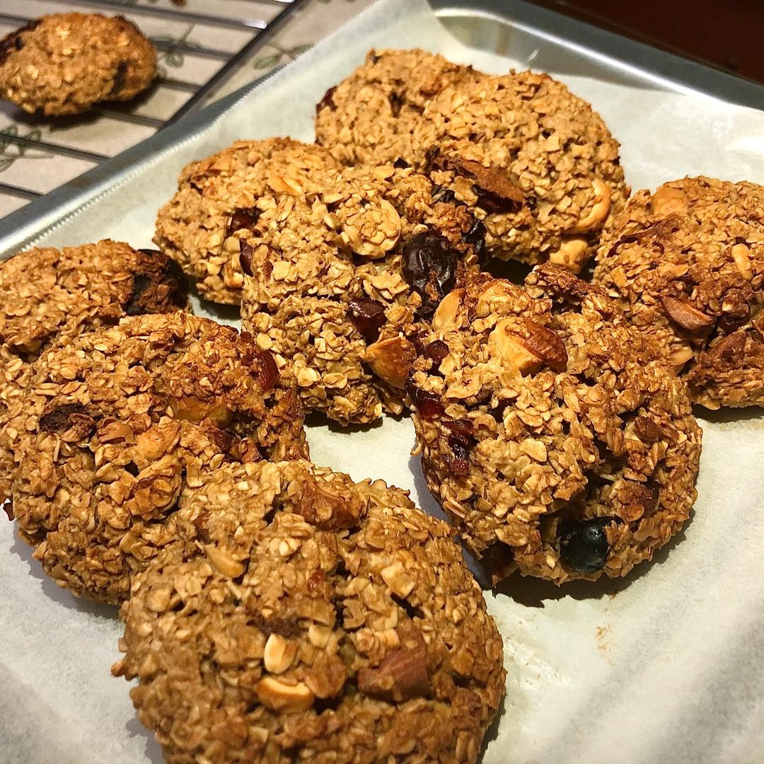 无数次翻牌の ·燕麦饼干🍪