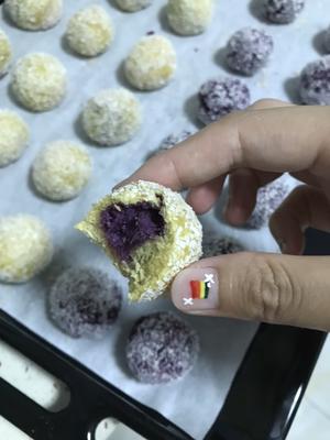 椰蓉南瓜紫薯奶酪夹心球的做法 步骤12