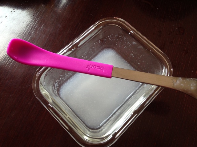 辅食：宝贝的第一餐当然由妈咪来做