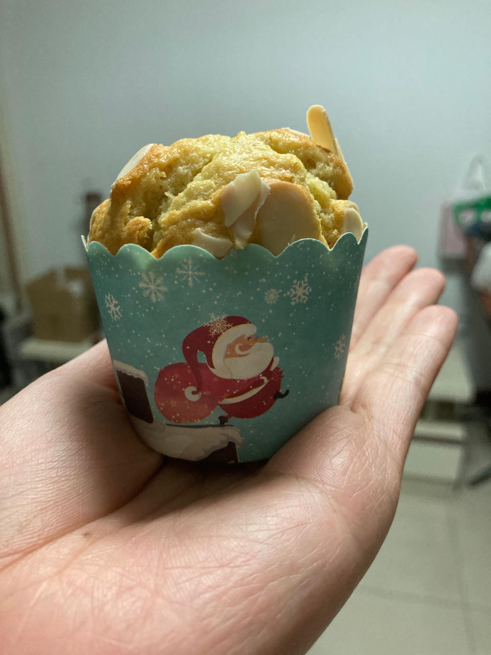 只需搅拌入烤箱的香蕉麦芬